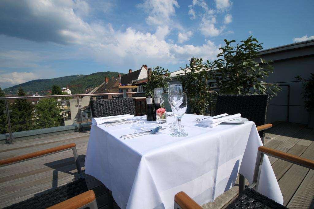 Qube Hotel Bahnstadt Heidelberg Restaurang bild